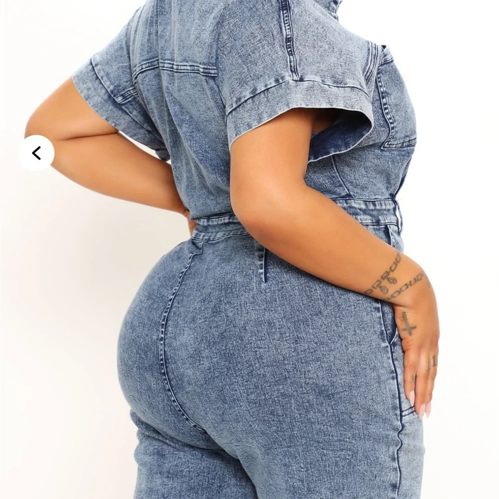 NWT Plus Size Fashion Nova Blue Denim Overalls - Picture 4 of 4